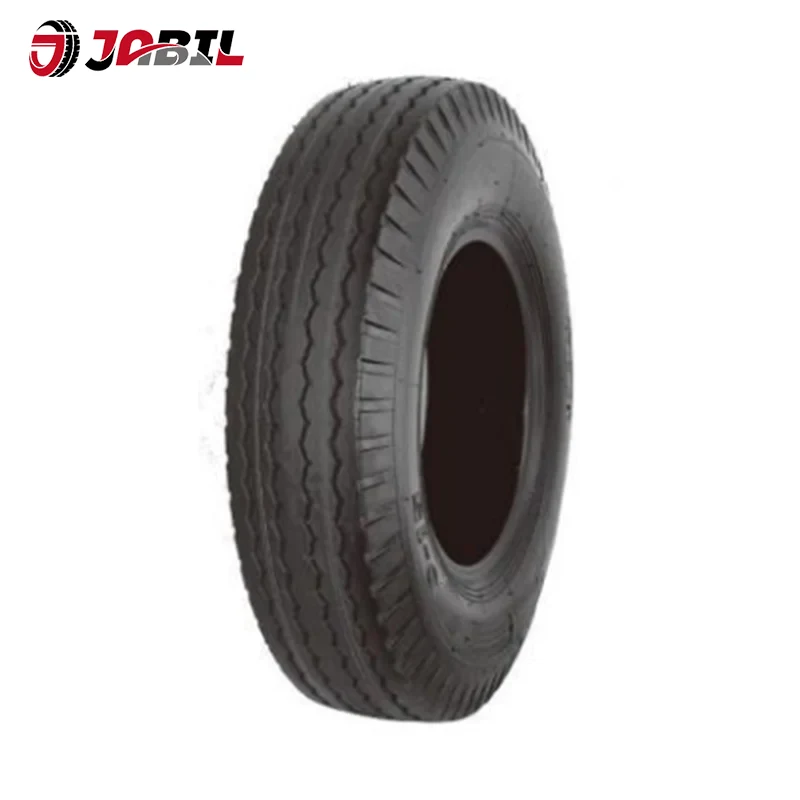 Light truck at mga gulong ng bus Light truck at mga gulong ng bus